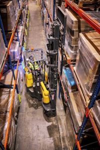 Aisle Master: the VNA articulated forklift
